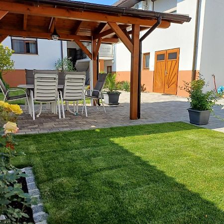 Penthouse Griemann 2 Fuer Max 4 Personen Mit Eigener Grosser Dachterrasse Zum Relaxen! Illmitz Esterno foto