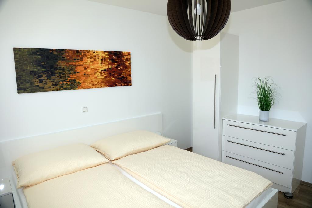 Penthouse Griemann 2 Fuer Max 4 Personen Mit Eigener Grosser Dachterrasse Zum Relaxen! Illmitz Esterno foto