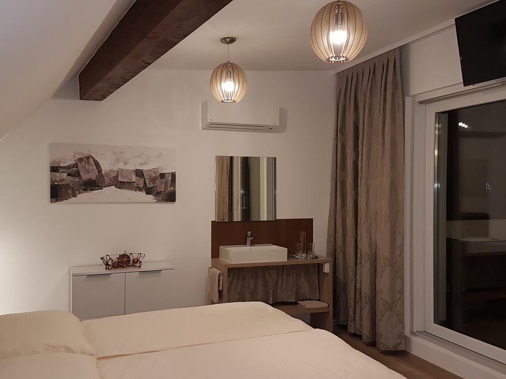 Penthouse Griemann 2 Fuer Max 4 Personen Mit Eigener Grosser Dachterrasse Zum Relaxen! Illmitz Esterno foto