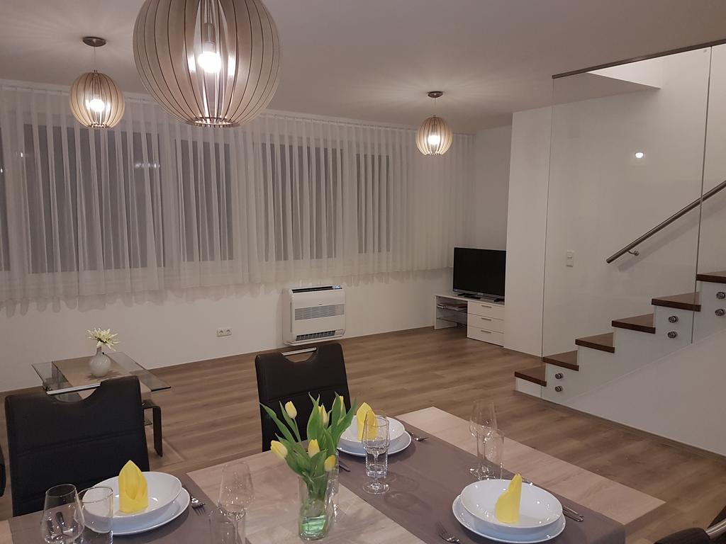Penthouse Griemann 2 Fuer Max 4 Personen Mit Eigener Grosser Dachterrasse Zum Relaxen! Illmitz Esterno foto